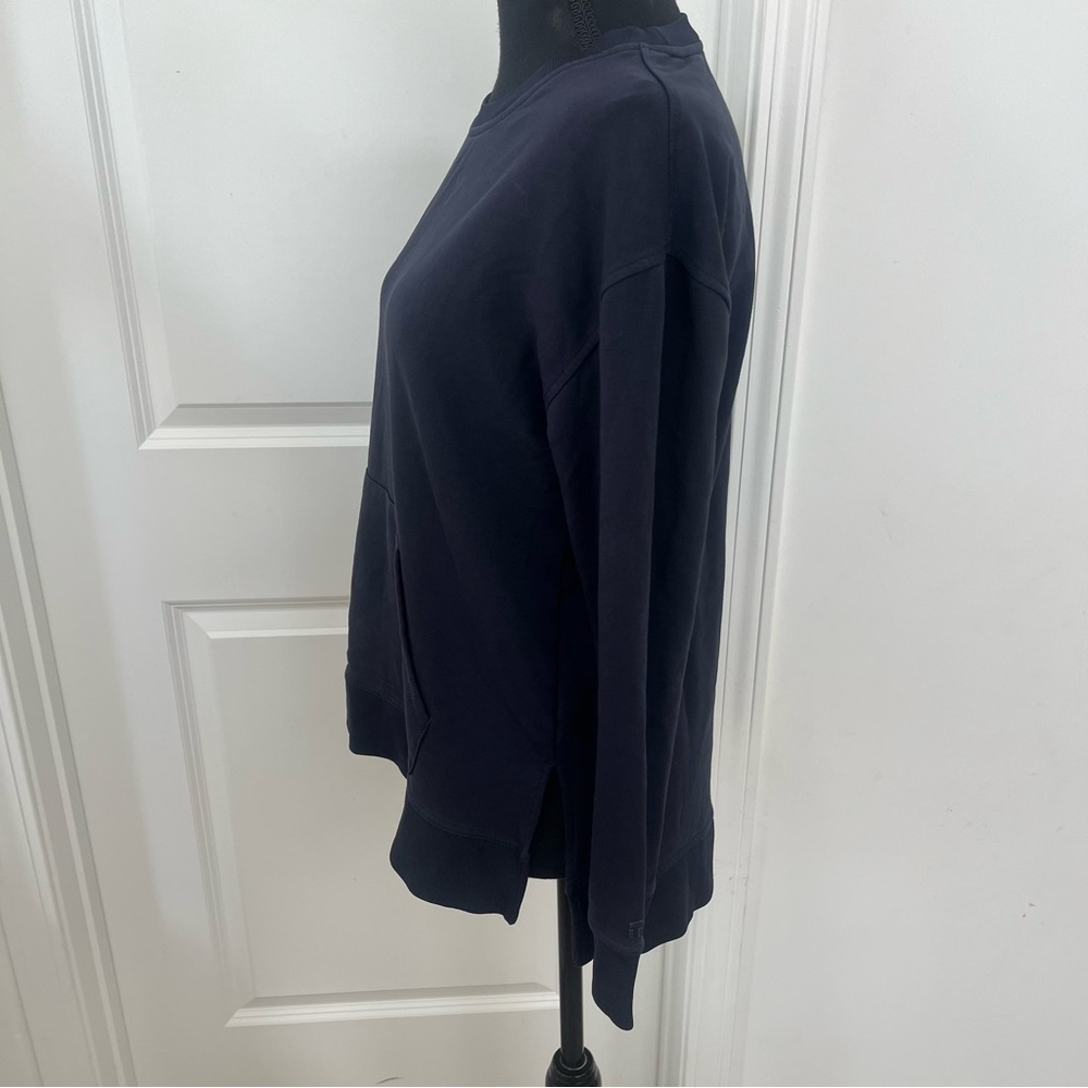 Tommy John Go Anywhere Collection Crewneck with front pocket Sz S - Picture 3 of 4